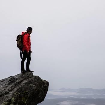 hiking-img